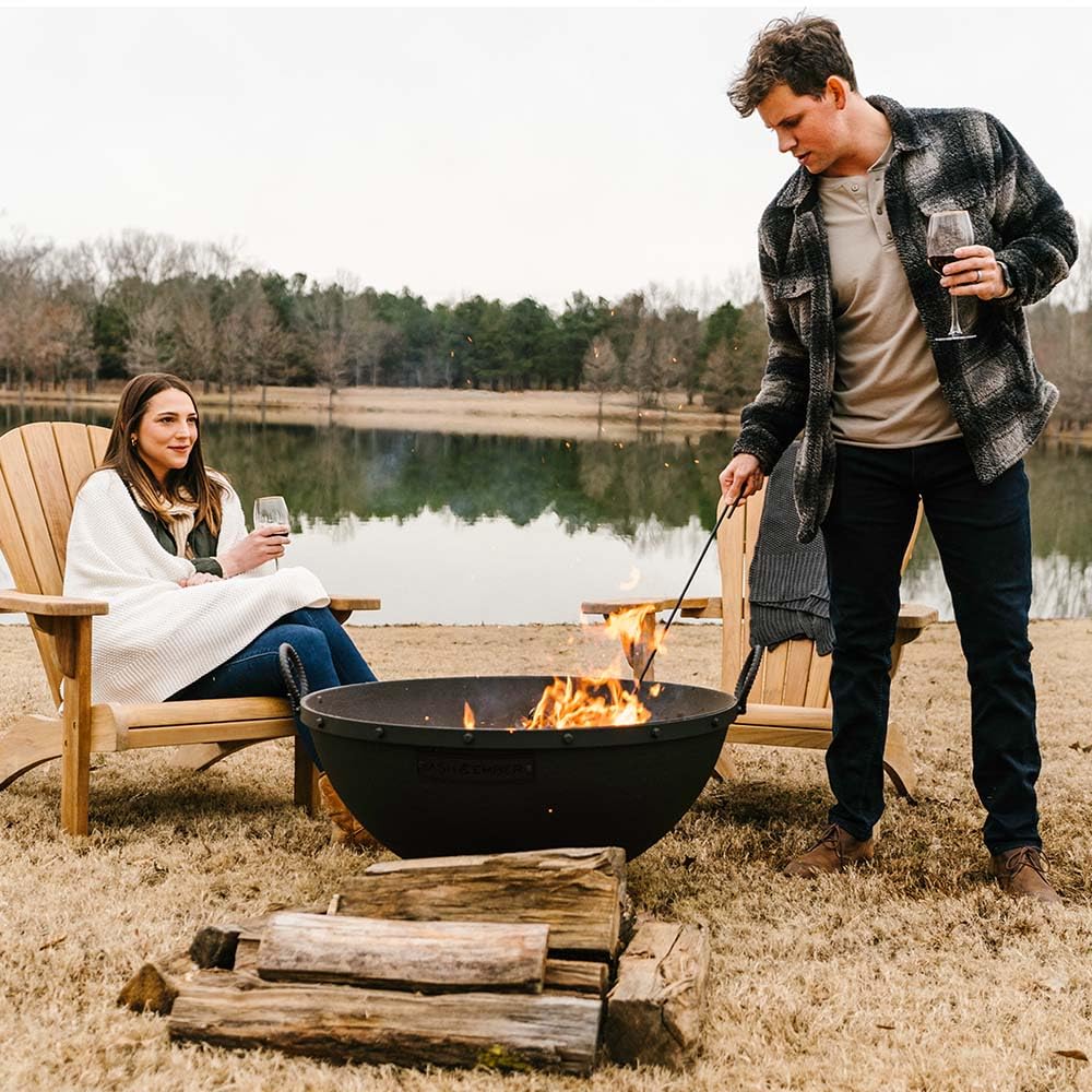32in Cast Iron Wood Burning Fire Pit with Screen and Poker O2847